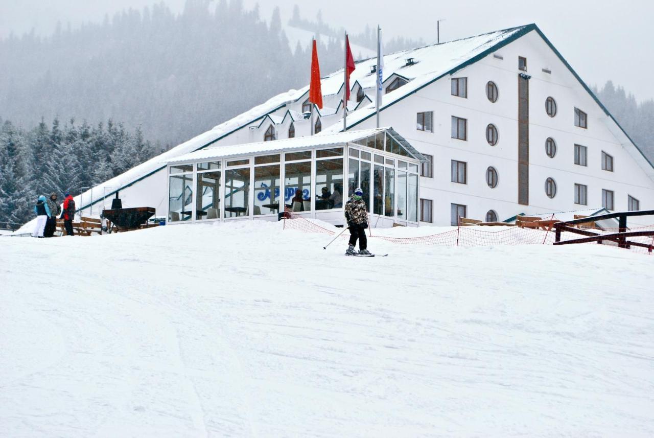 Kapriz Karakol Hotel Buitenkant foto