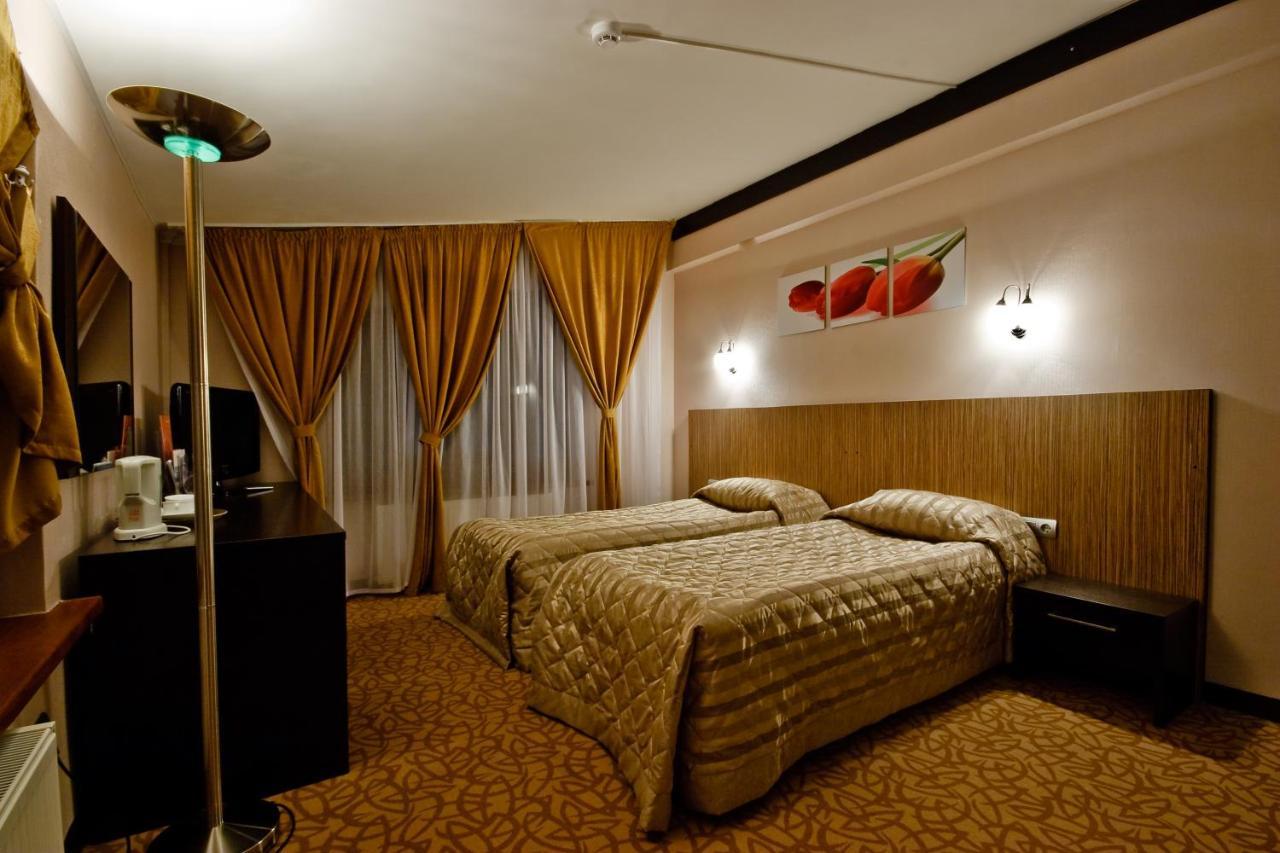 Kapriz Karakol Hotel Kamer foto