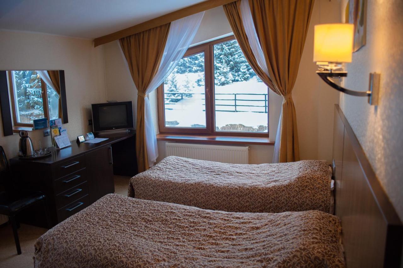 Kapriz Karakol Hotel Buitenkant foto