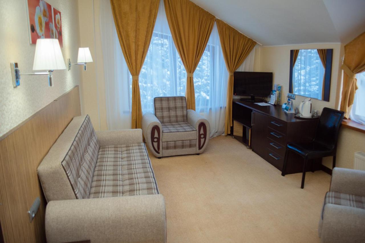 Kapriz Karakol Hotel Buitenkant foto