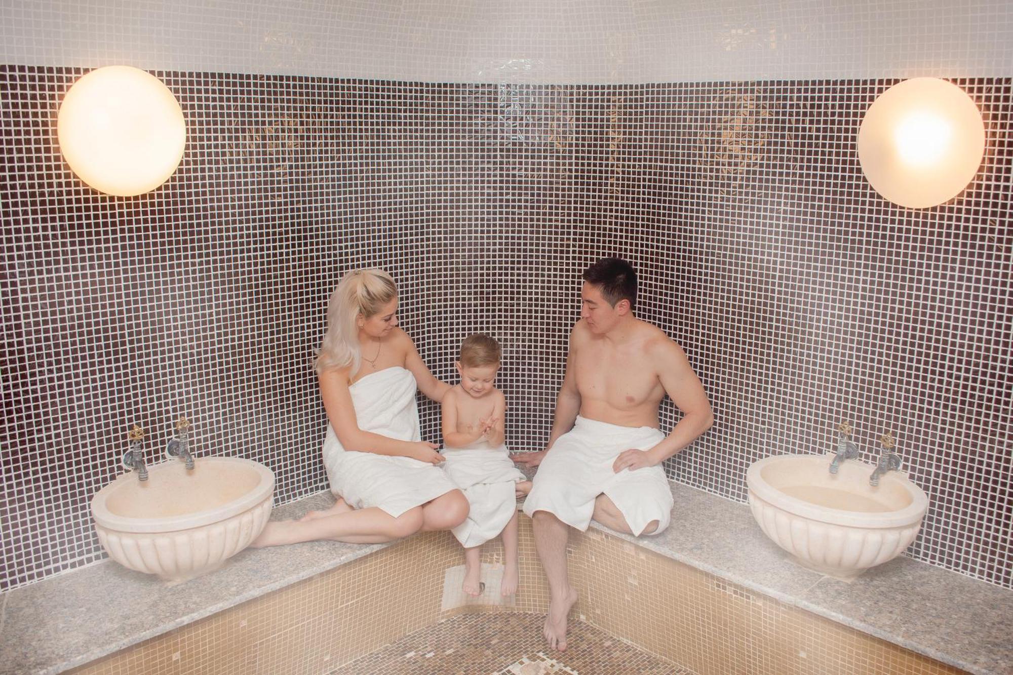 Kapriz Karakol Hotel Buitenkant foto